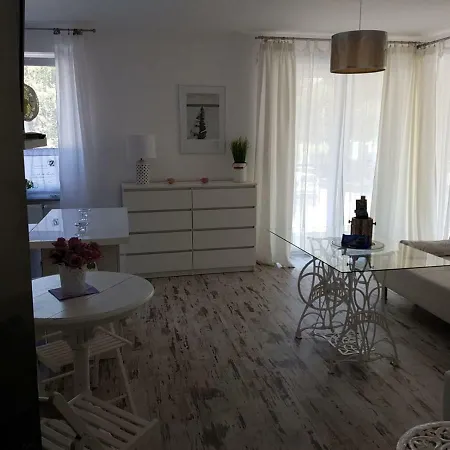 Apartament Lesny Dziwnówek Exterior foto
